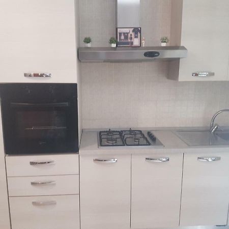 Appartamento Silvana Napoli Bagian luar foto