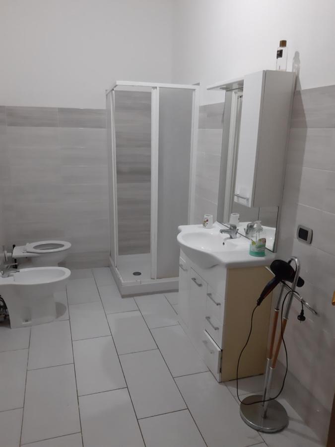 Appartamento Silvana Napoli Bagian luar foto