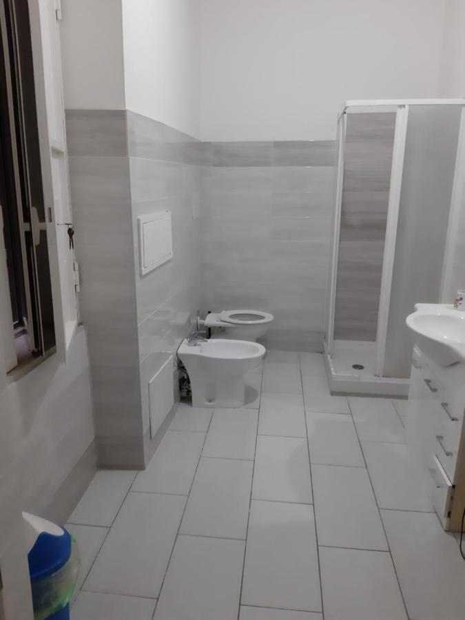 Appartamento Silvana Napoli Bagian luar foto